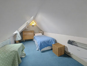 Photo 19- click for photo gallery